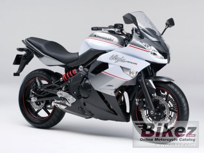 2013 Kawasaki Ninja 400R Special Edition photo